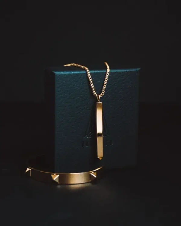 Minimalistic Locket- Gold